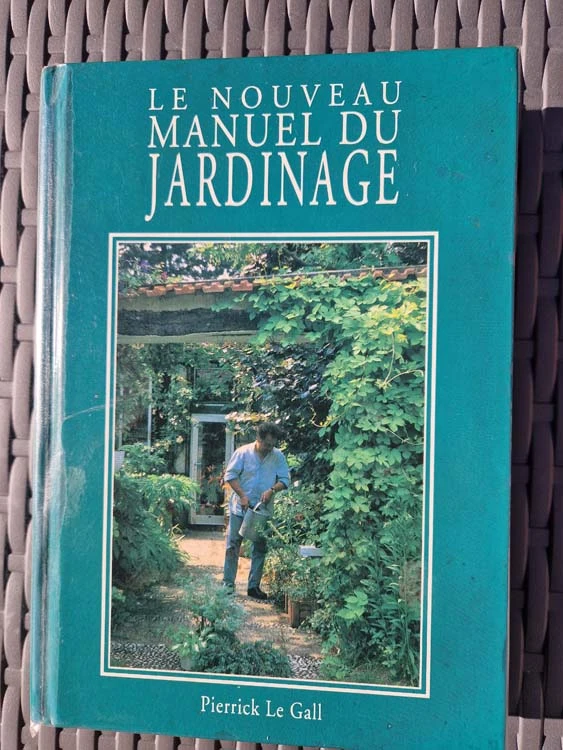 Le nouveau manuel du jardinage